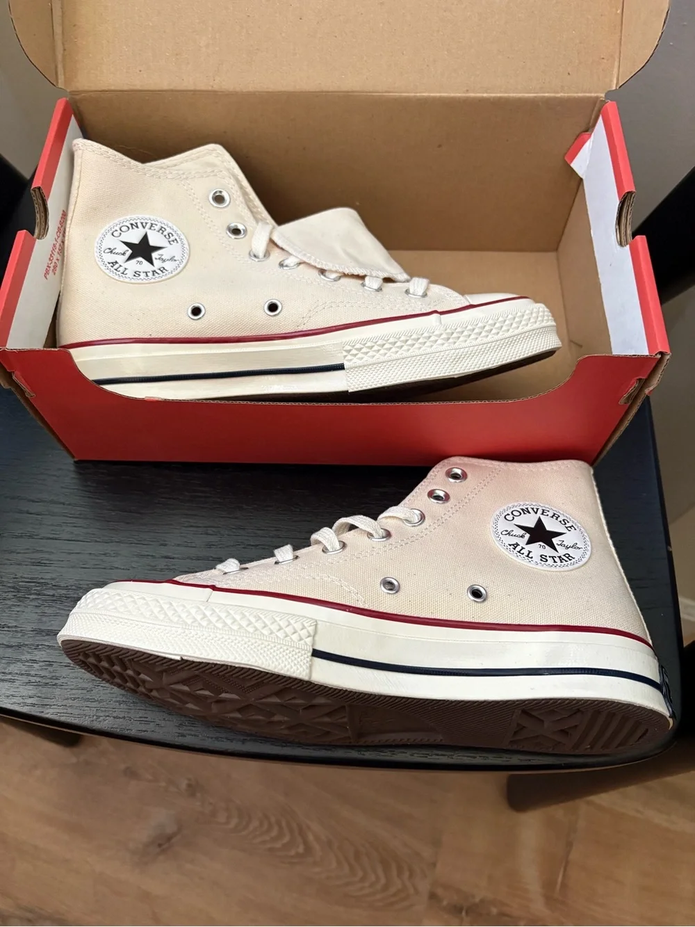 NEW Converse Chuck 70s High Top Sneakers  Beige Women’s 6.5 - Picture 2 of 5